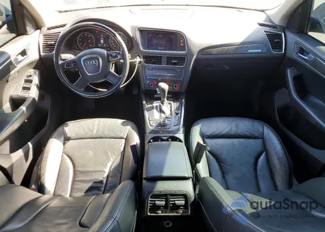 2010 Audi Q5 Premium Plus z USA, uszkodzony, nr VIN WA1LKAFP4AA047393